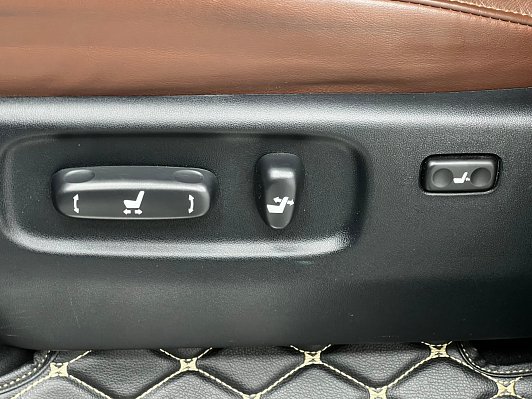Toyota Land Cruiser Executive Lounge, 2020 года, пробег 80224 км