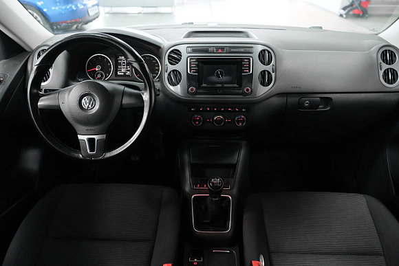 Volkswagen Tiguan CLUB, 2016 года, пробег 103000 км
