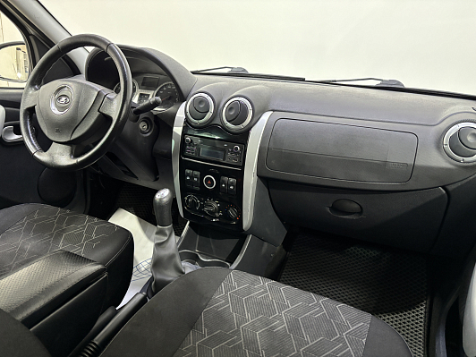 Lada (ВАЗ) Largus Quest (7 мест), 2020 года, пробег 183420 км