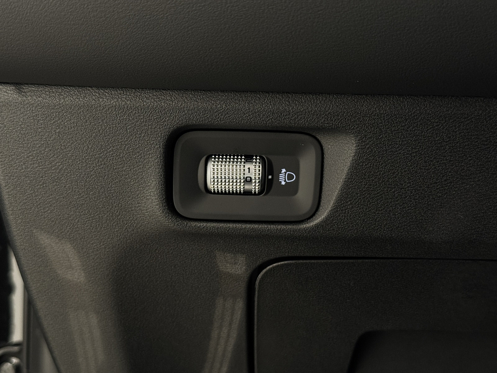 Geely Monjaro Flagship SE, черный