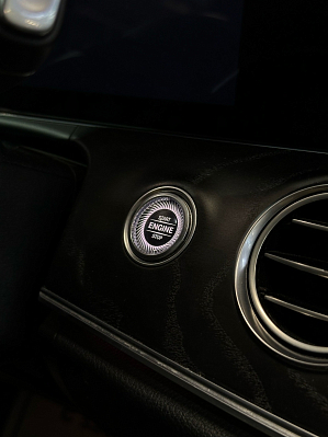 Mercedes-Benz E-Класс E 200 4MATIC Sport Plus, 2020 года, пробег 145000 км