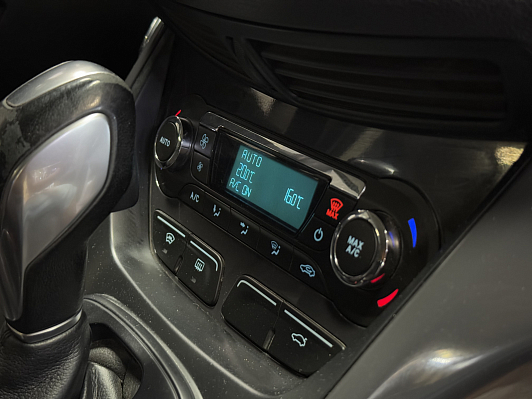 Ford Kuga Titanium, 2013 года, пробег 113700 км