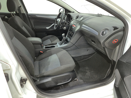 Ford Mondeo Ambiente, 2012 года, пробег 203005 км