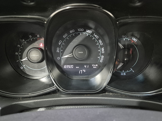 Lada (ВАЗ) Vesta 50 Anniversary, 2017 года, пробег 169798 км