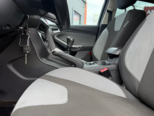 Ford Focus SYNC Edition, 2012 года, пробег 264000 км