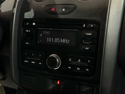 Renault Duster Life, 2015 года, пробег 198000 км