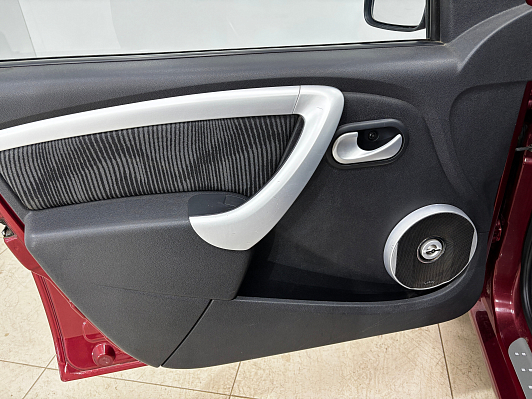 Renault Logan Prestige, 2012 года, пробег 195488 км