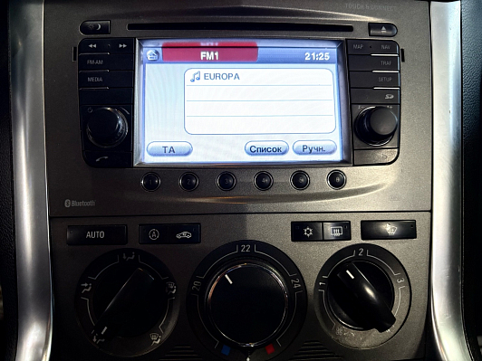 Opel Antara Cosmo, 2013 года, пробег 200000 км