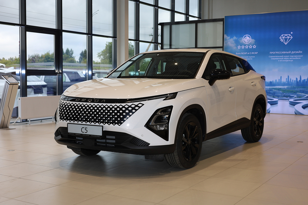 Omoda C5 Актив, белый