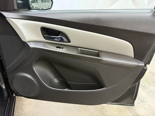 Chevrolet Cruze LS, 2012 года, пробег 269363 км