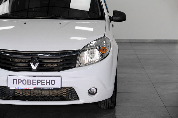 Renault Sandero Expression, 2010 года, пробег 170000 км