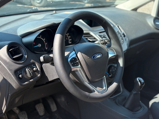 Ford Fiesta Ambiente, 2016 года, пробег 65761 км