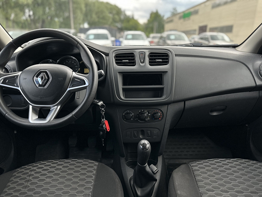Renault Logan Access, 2019 года, пробег 78500 км