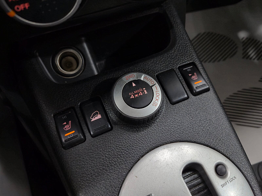 Nissan X-Trail, 2011 года, пробег 250641 км