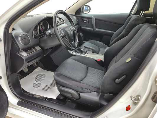 Mazda 6 Touring, 2010 года, пробег 176853 км