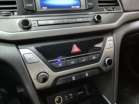 Hyundai Elantra Base, 2018 года, пробег 117594 км
