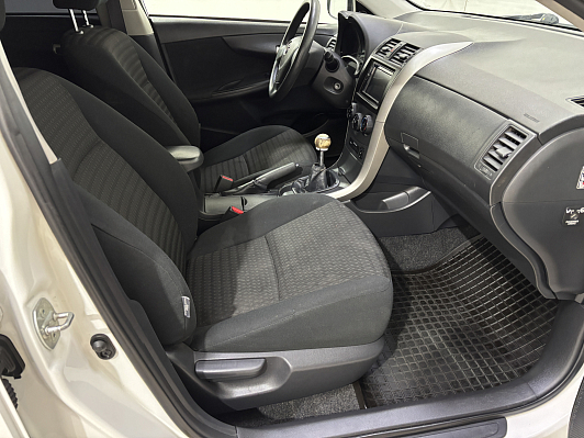 Toyota Corolla, 2009 года, пробег 208848 км