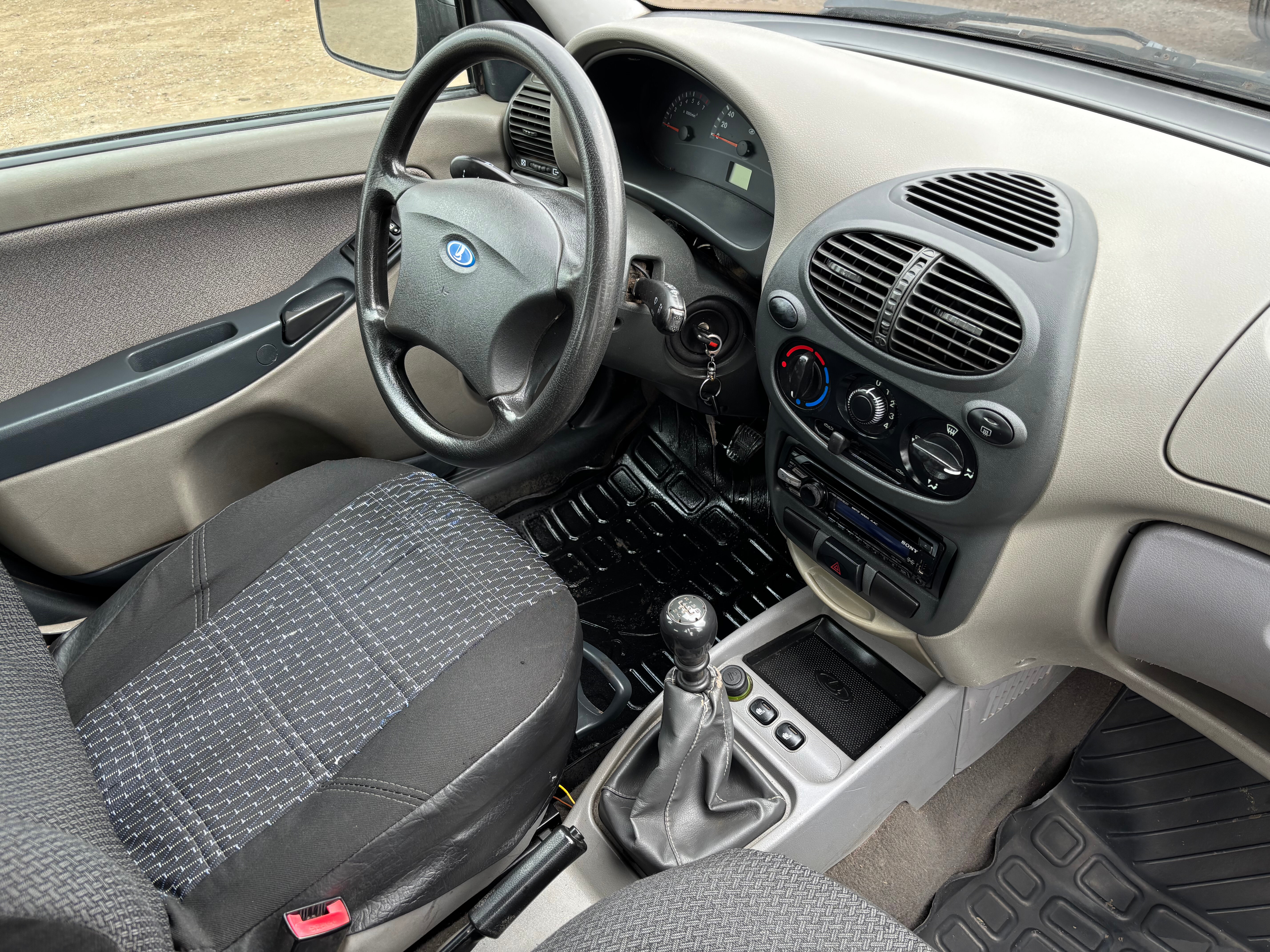 Lada (ВАЗ) Kalina, 2010 года, пробег 230325 км