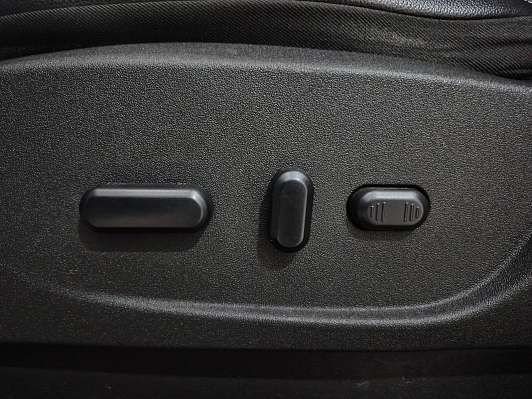 Ford Kuga Titanium Plus, 2014 года, пробег 175434 км