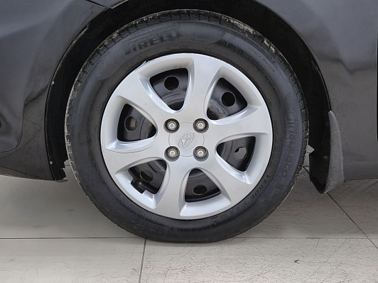 Hyundai Solaris Style, 2012 года, пробег 240451 км