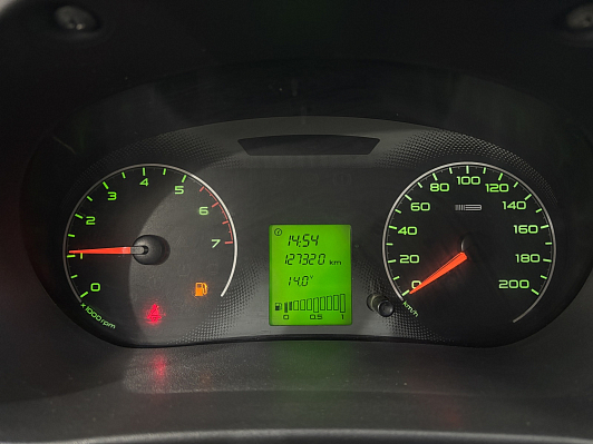 Lada (ВАЗ) Granta Comfort Multimedia Glonass 21901-51-27G, 2013 года, пробег 127400 км