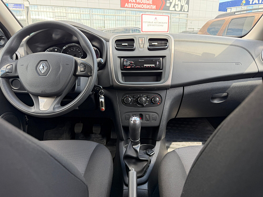 Renault Sandero Confort, 2017 года, пробег 34800 км