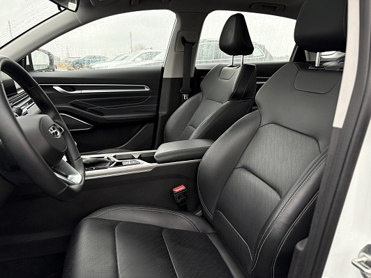 Geely Emgrand Flagship, 2024 года, пробег 46234 км