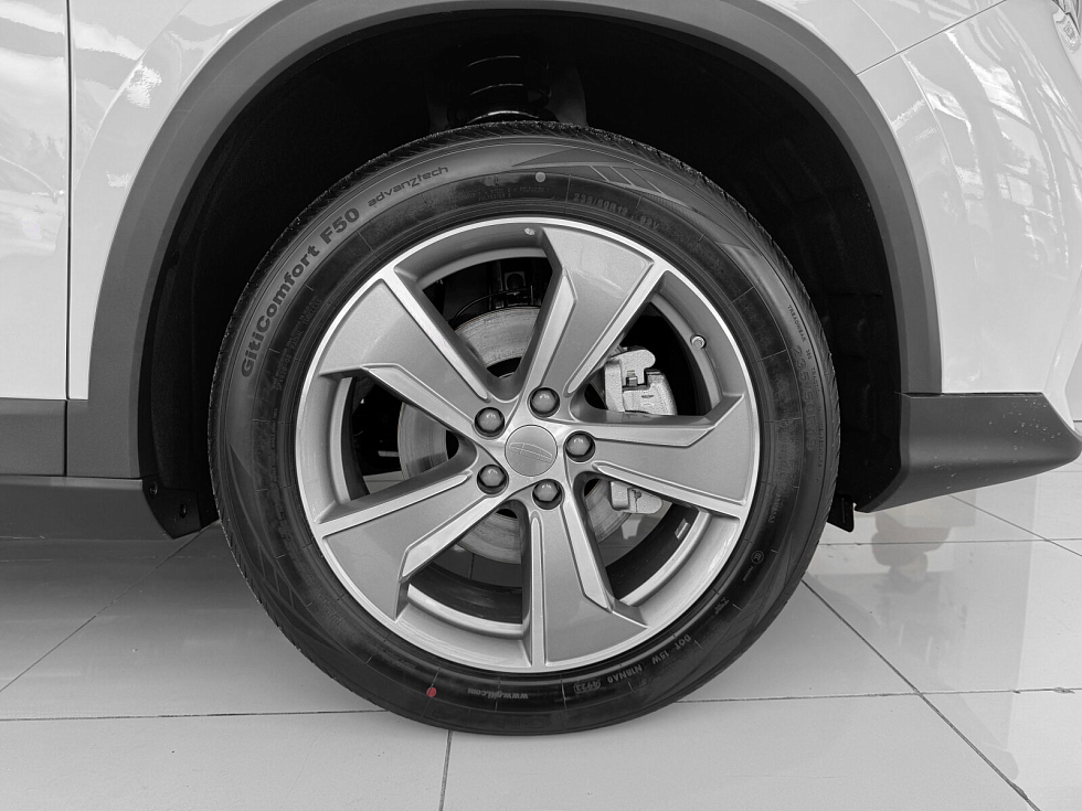 Geely Okavango Флагман, белый