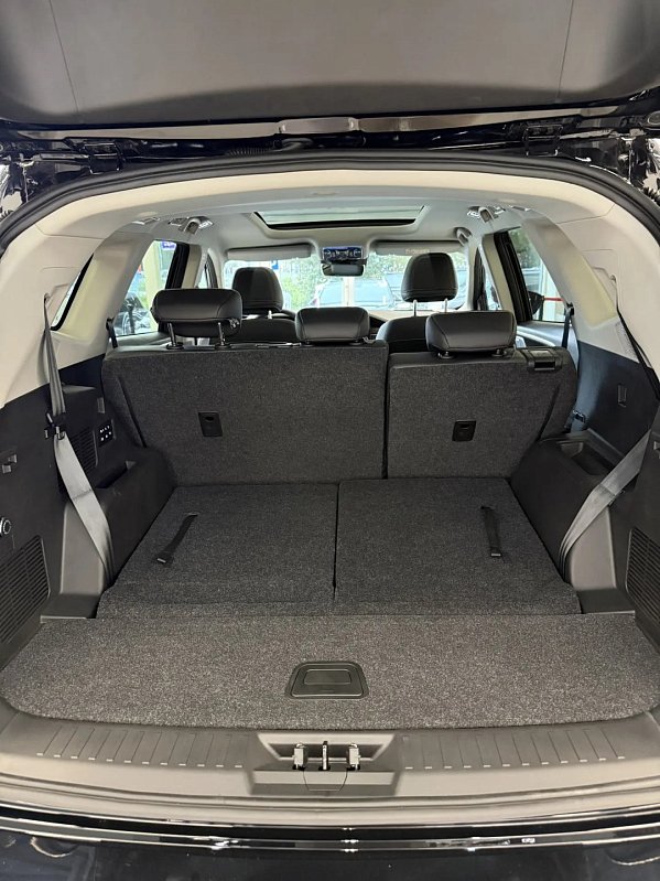 Jetour X90+ Премиум 7 мест, черный