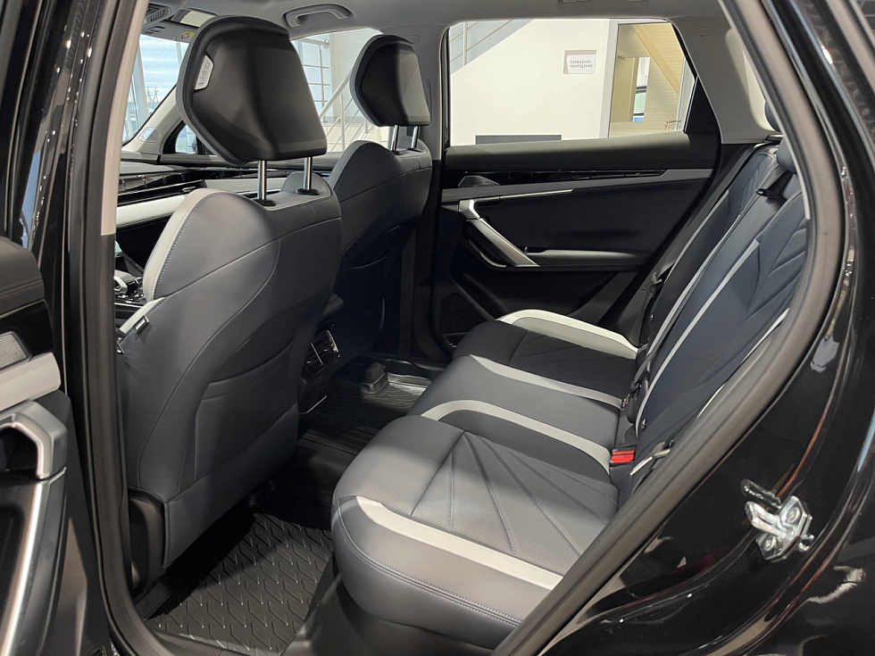 Geely Atlas Флагман, черный