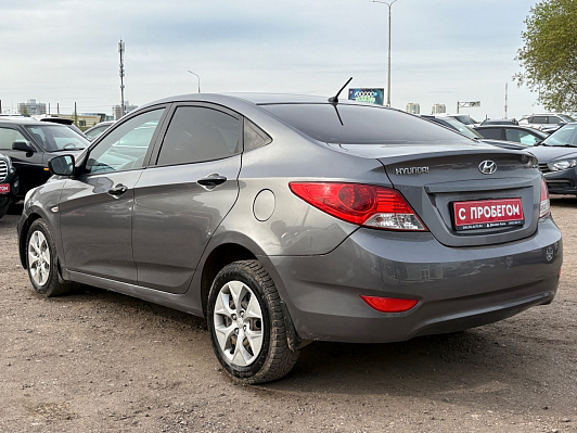 Hyundai Solaris, 2011 года, пробег 210804 км