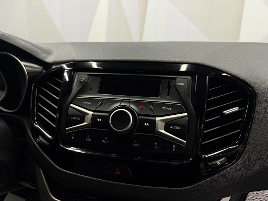 Lada (ВАЗ) Vesta Luxe, 2019 года, пробег 160402 км