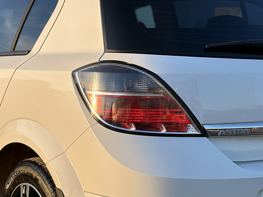 Opel Astra Enjoy, 2014 года, пробег 180100 км