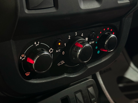 Renault Duster Life, 2015 года, пробег 198000 км