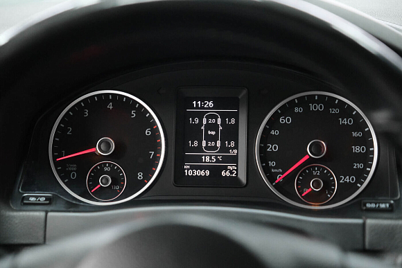 Volkswagen Tiguan CLUB, 2016 года, пробег 103000 км