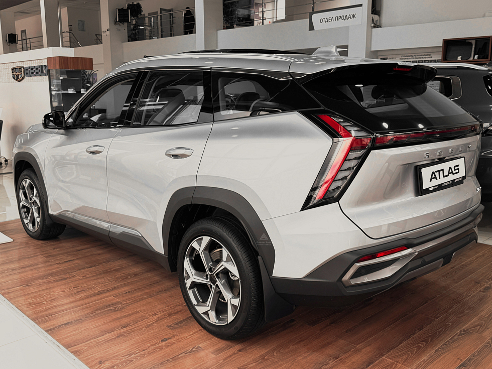 Geely Atlas Flagship, серебряный