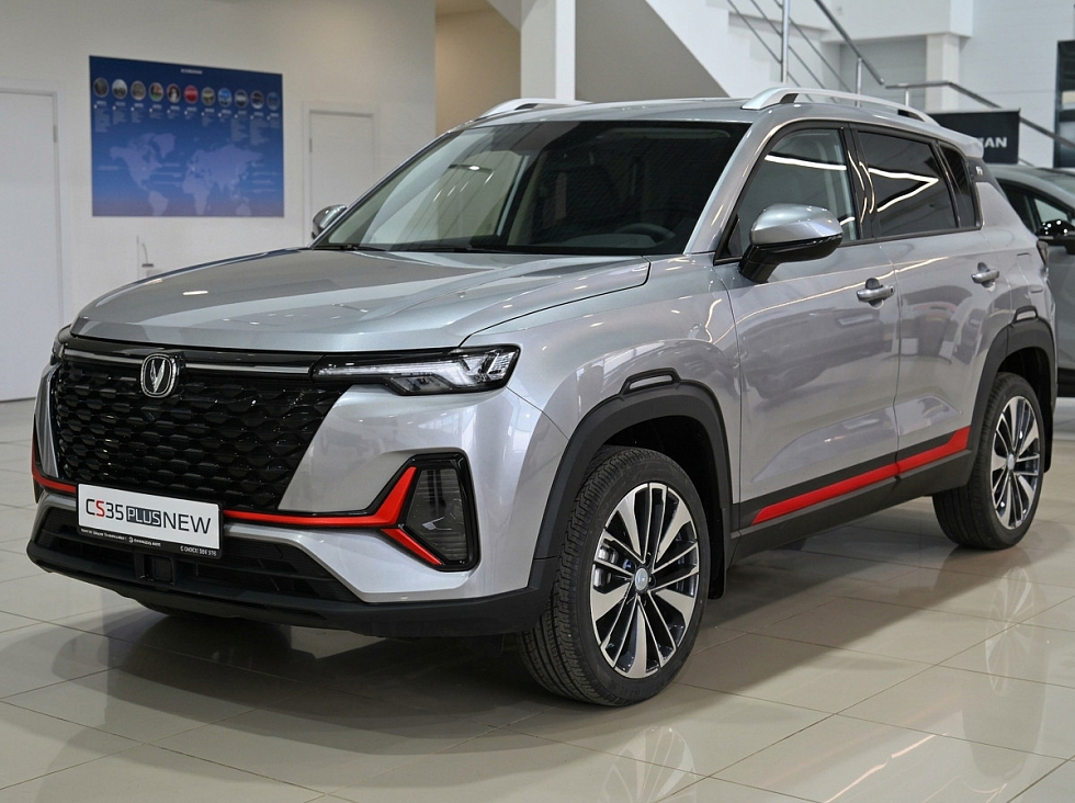 Changan CS35 Plus Техно, серебряный