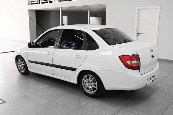 Lada (ВАЗ) Granta Luxe Prestige Glonass 21907-52-2Y5, 2017 года, пробег 189899 км
