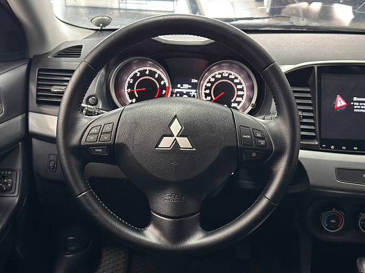 Mitsubishi Lancer, 2011 года, пробег 132603 км