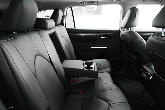 Toyota Highlander Supreme, 2025 года, пробег 21 км