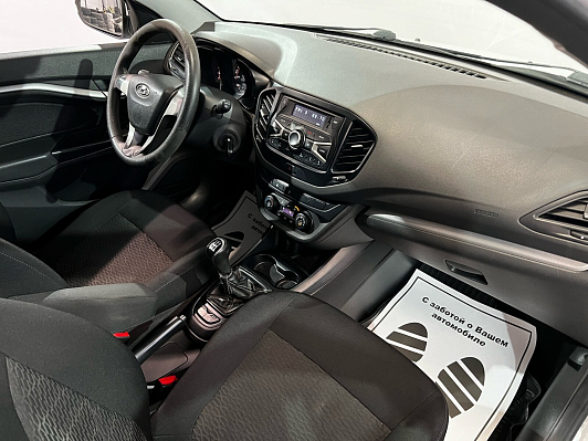 Lada (ВАЗ) Vesta Comfort, 2017 года, пробег 176000 км