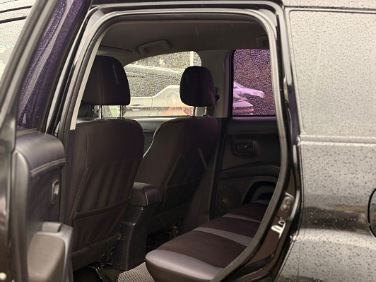 Mitsubishi Outlander Intense, 2011 года, пробег 246279 км