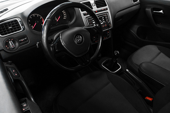 Volkswagen Polo Highline, 2016 года, пробег 172000 км
