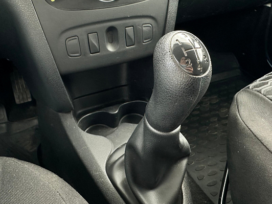 Renault Logan Access, 2019 года, пробег 78500 км