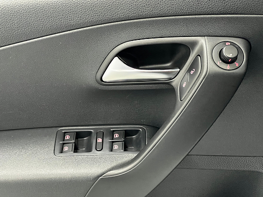 Volkswagen Polo Comfortline, 2017 года, пробег 123000 км