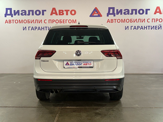 Volkswagen Tiguan Highline, 2018 года, пробег 93000 км