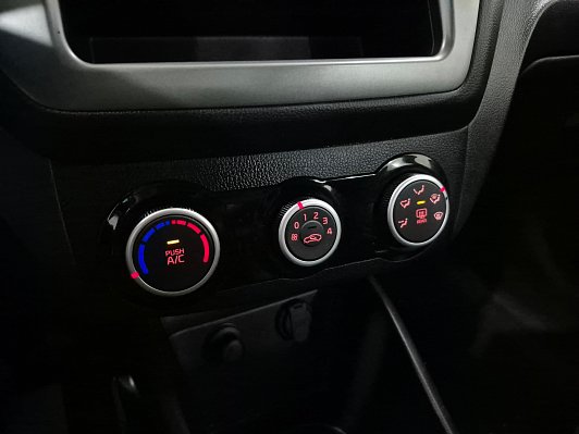 Kia Rio Comfort Кондиционер, 2017 года, пробег 99625 км
