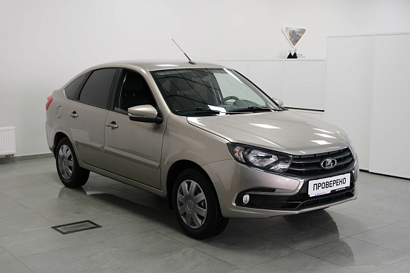 Lada (ВАЗ) Granta Luxe Prestige, 2020 года, пробег 65000 км