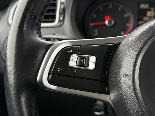 Volkswagen Polo Drive, 2018 года, пробег 135510 км