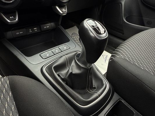 Kia Rio Comfort, 2019 года, пробег 49000 км
